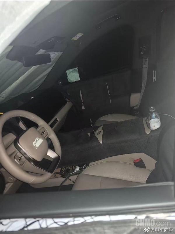 型内饰图曝光 方向盘小仪表盘取消凯发k8网站登录理想新款L系列车(图2)